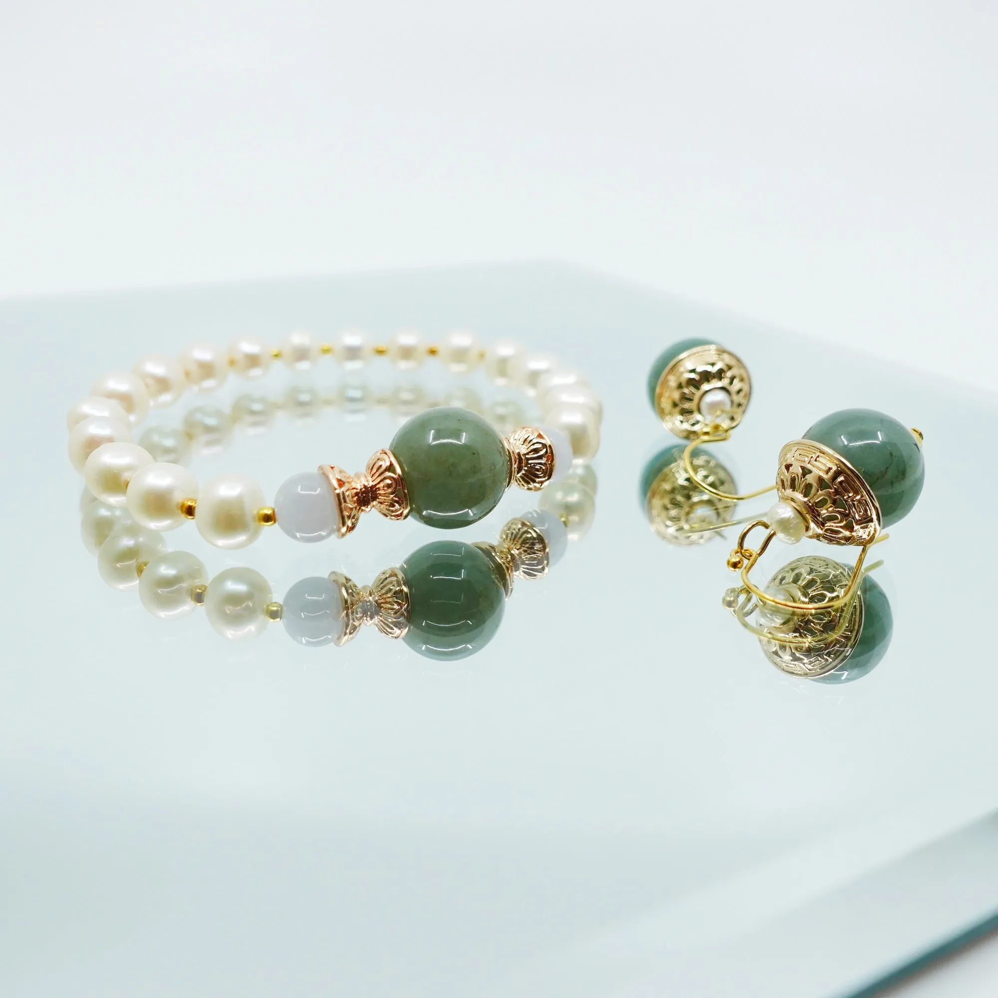 Beaded Jadeite and Pearl Bracelet 16cm