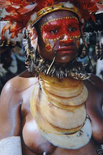 Bride Price Currency, Rare Old Ceremonial Moka Kina Shell Necklace (Huge Mother of Pearl Crescent) with Beaded Chain, Pectoral Collected from the Foi Tribe (New guinea), Mid 1900’s, Highly Collectible. KINA8