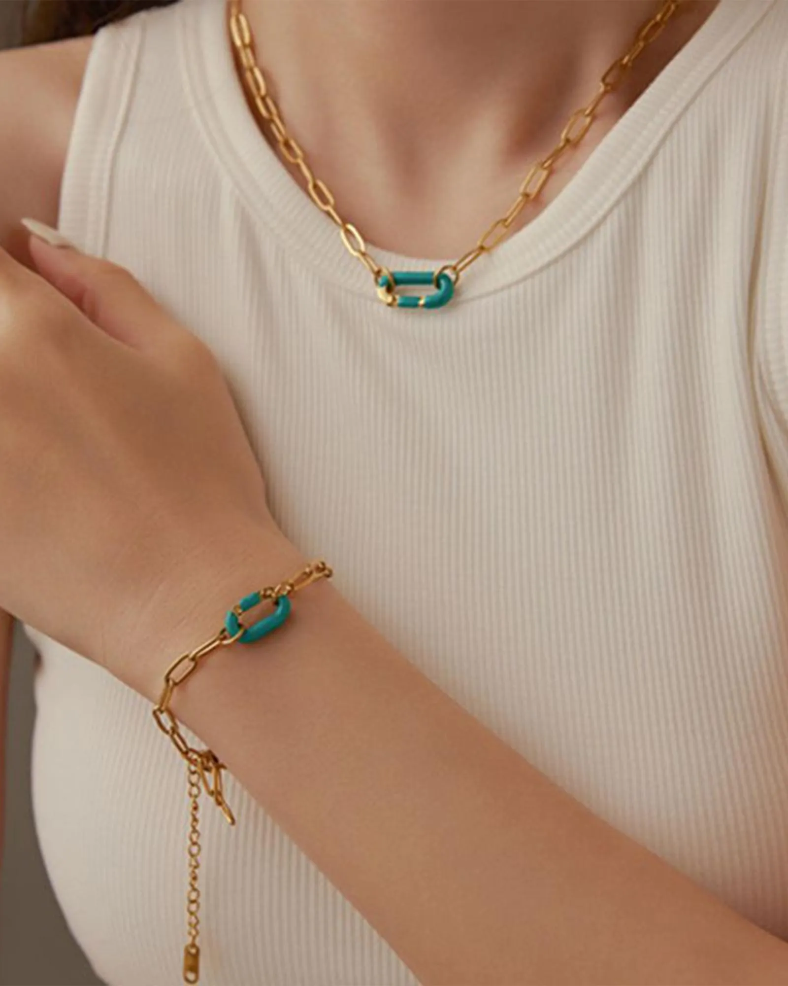 Gold Oval link with Aqua Enamel Clasp Bracelet Gold/Aqua