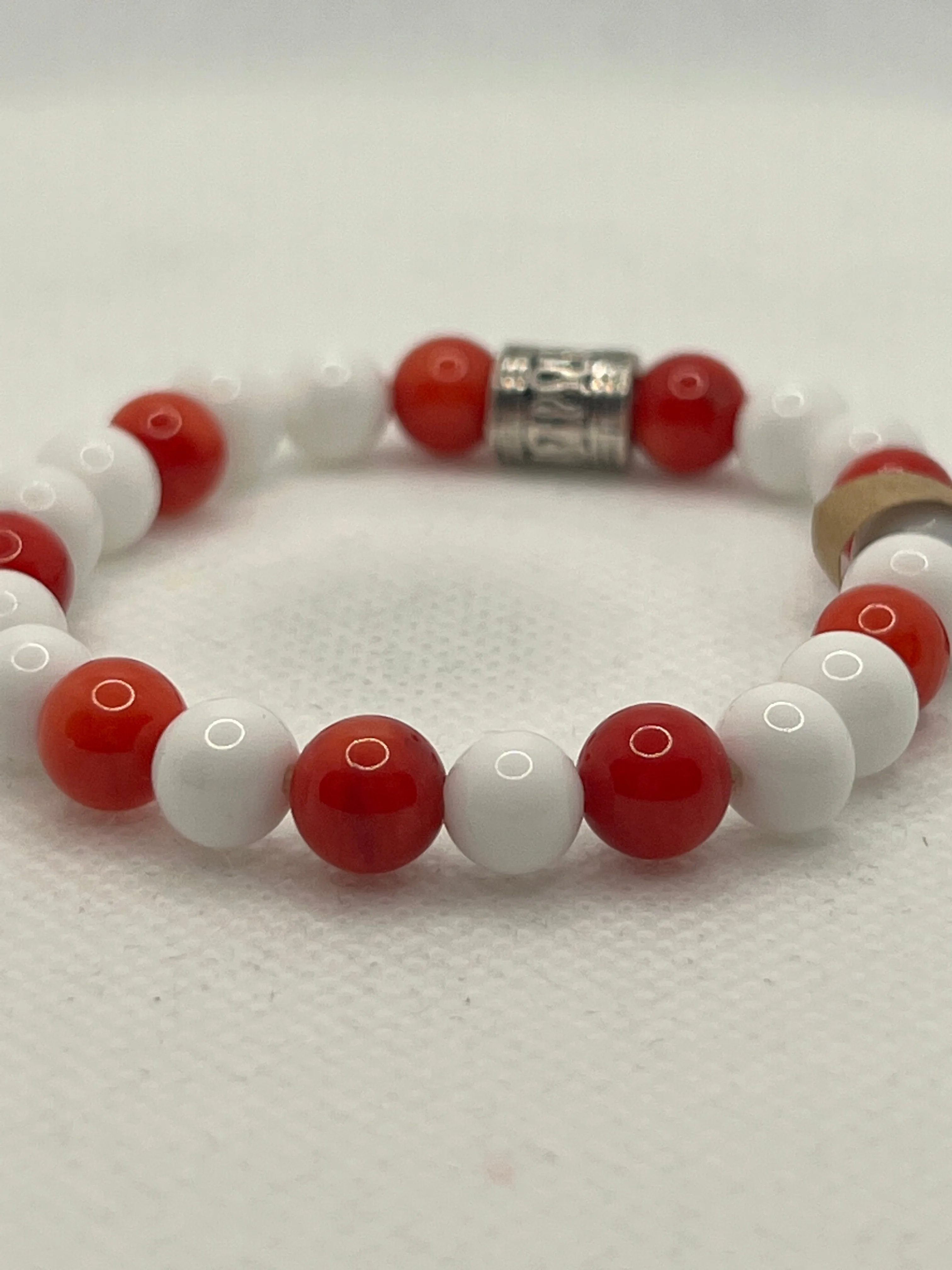 Red and white stretch bracelet