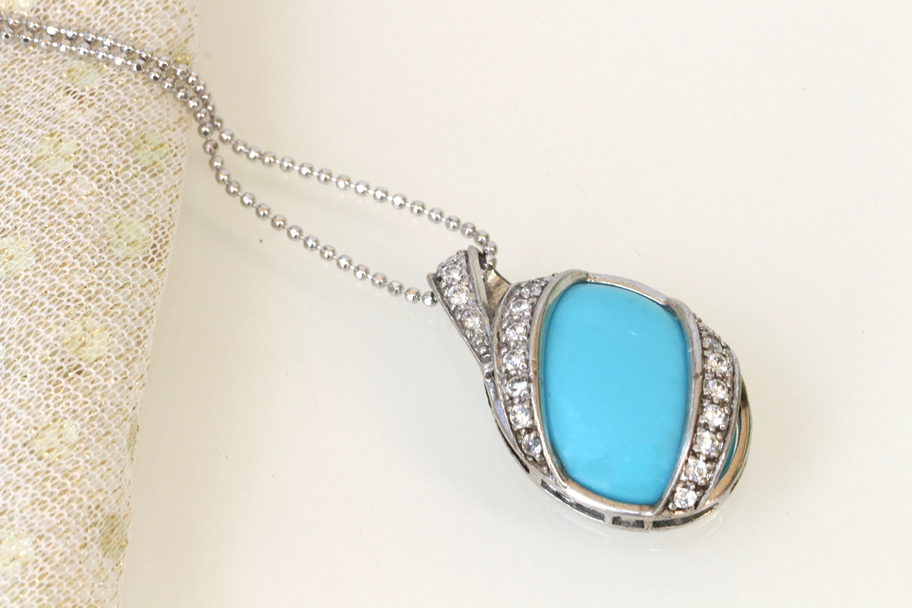 TURQUOISE SILVER NECKLACE