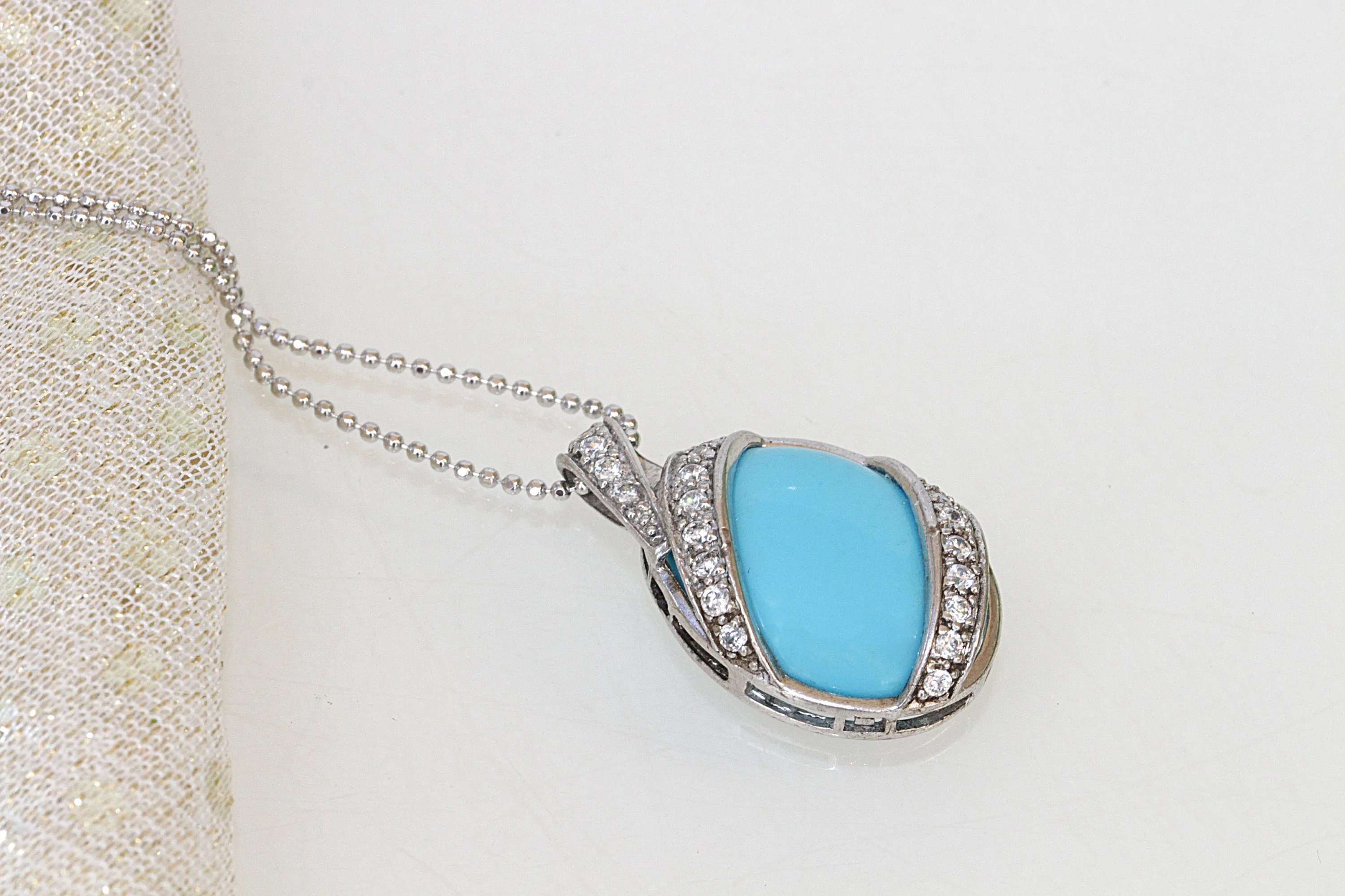 TURQUOISE SILVER NECKLACE