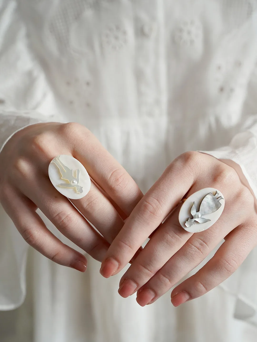 Unlogical Poem Paper-cut Style Natural Shell Open Ring