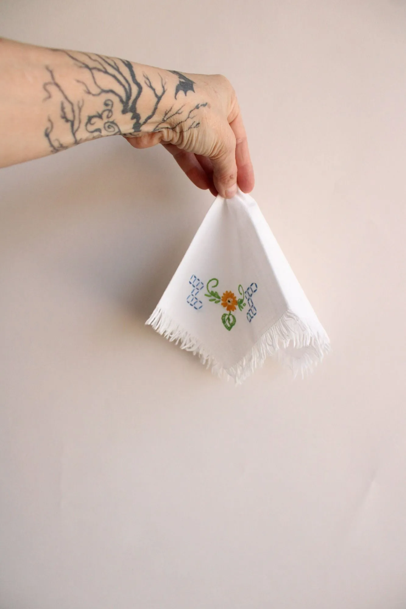 Vintage 1960s 1970s White Cotton With Embroidered Flowers and Fringe Hankie